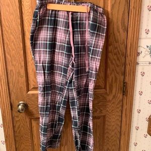 Small Eddie Bauer flannel pajama pants